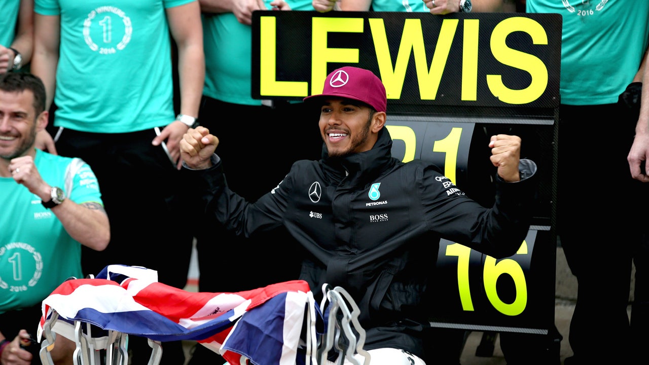 Hamilton surprised by change in points relative to Rosberg